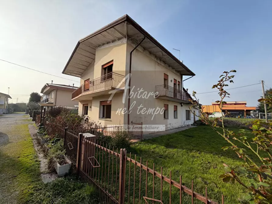 Immagine 3 di Casa indipendente in vendita  in Via M. C. Bianchi a Cittadella