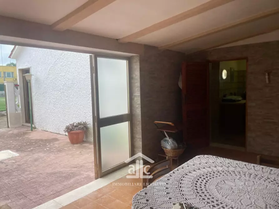 Immagine 11 di Appartamento in vendita  in via dei rododendri, a Lecce