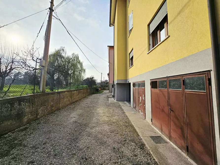 Immagine 11 di Appartamento in vendita  in VIA CIMA DA CONEGLIANO a Este