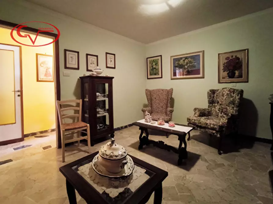 Immagine 5 di Appartamento in vendita  in Via Roma a Figline E Incisa Valdarno