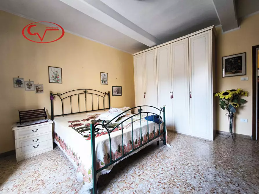 Immagine 8 di Appartamento in vendita  in Via Roma a Figline E Incisa Valdarno