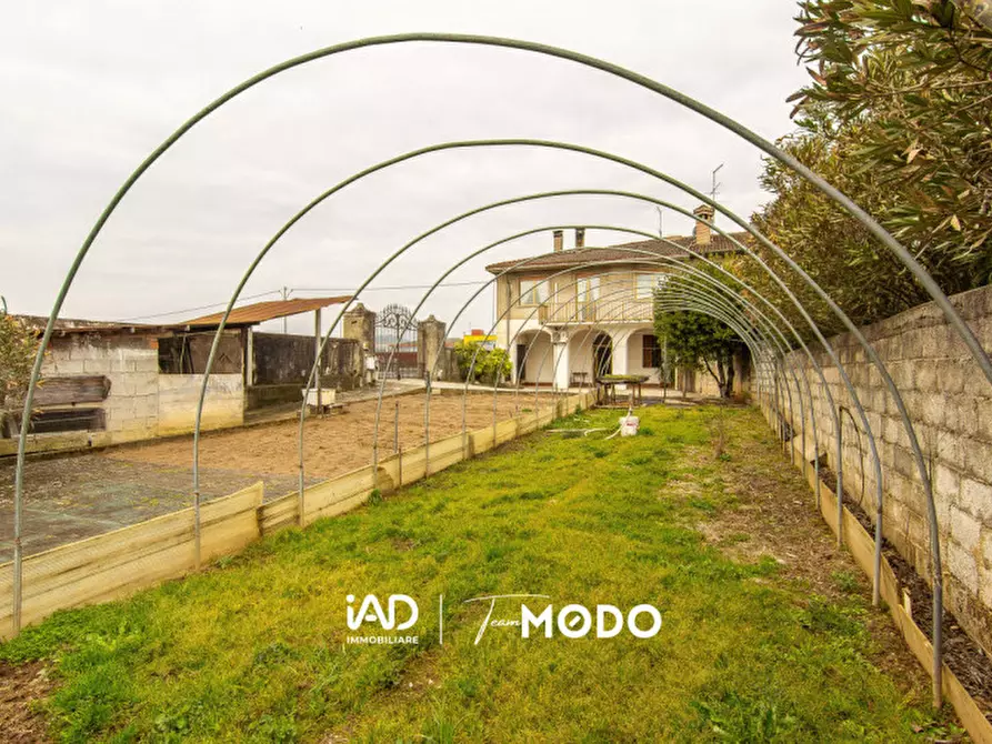 Immagine 31 di Casa bifamiliare in vendita  in Strada del Pasubio a Vicenza