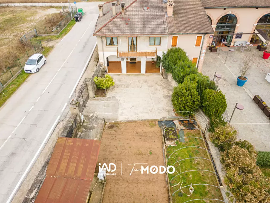 Immagine 33 di Casa bifamiliare in vendita  in Strada del Pasubio a Vicenza