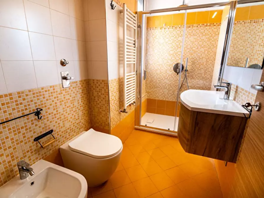 Immagine 17 di Appartamento in vendita  in Via Fiuggi 10 a Milano