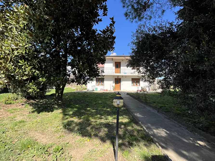 Immagine 1 di Appartamento in vendita  in Via Ca' Bregana a Albettone