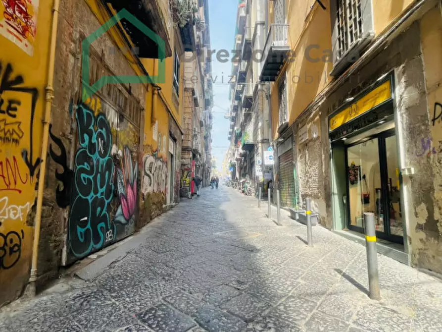 Immagine 3 di Appartamento in vendita  in VIA RAIMONDO DE SANGRO DI SANSEVERO a Napoli