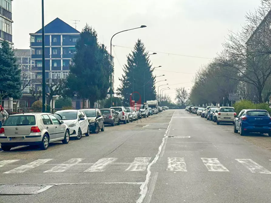 Immagine 8 di Garage in affitto  in Via Celeste Negarville 26 Torino a Torino