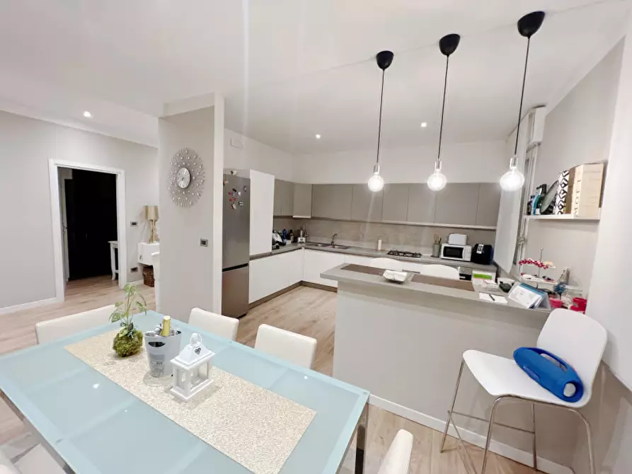 Immagine 2 di Villa in vendita  in Via San Padre Pio a Albignasego