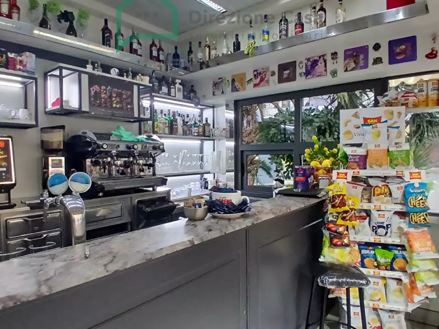 Immagine 11 di Attività commerciale in vendita  in Strettola Sant'Anna alle Paludi a Napoli