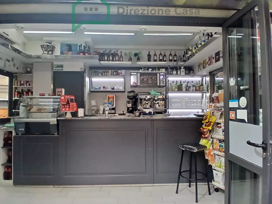 Immagine 21 di Attività commerciale in vendita  in Strettola Sant'Anna alle Paludi a Napoli