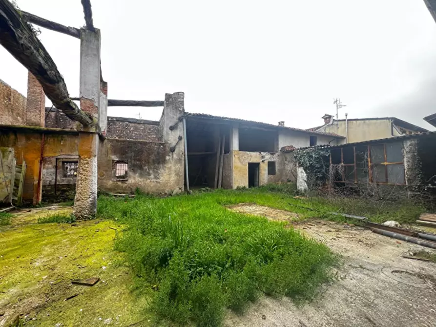 Immagine 9 di Rustico / casale in vendita  in Mazzano località Due Porte a Mazzano