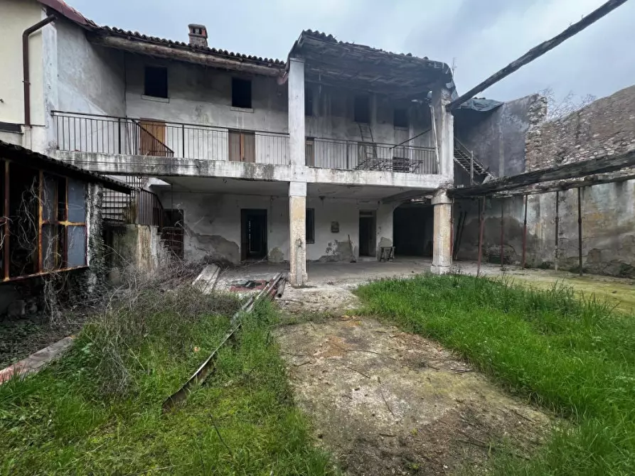 Immagine 12 di Rustico / casale in vendita  in Mazzano località Due Porte a Mazzano