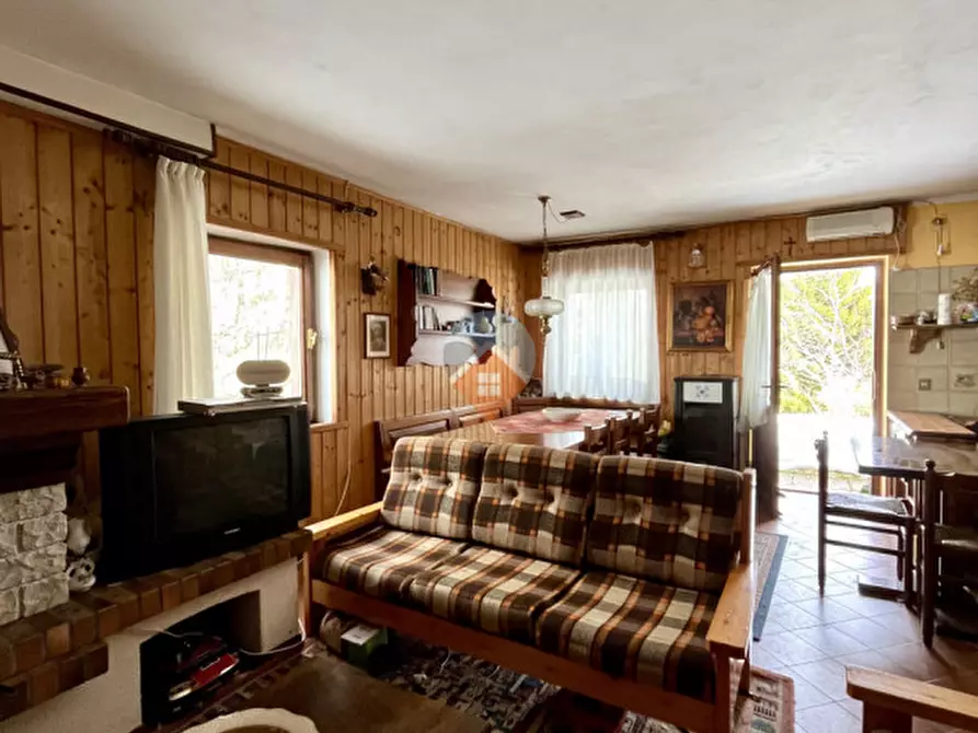 Immagine 6 di Casa bifamiliare in vendita  in Strada Provinciale del Monte Baldo a Brentonico