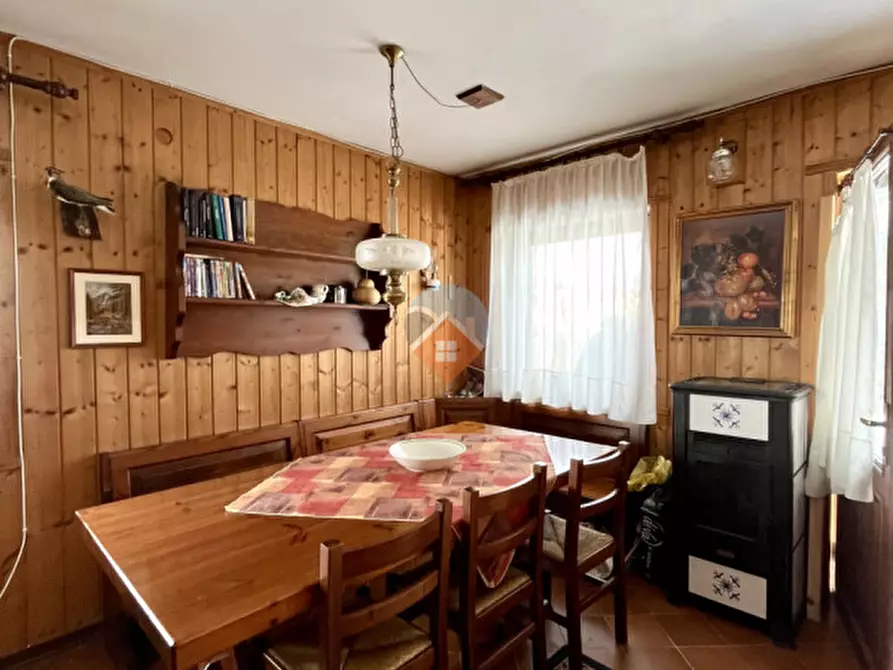 Immagine 12 di Casa bifamiliare in vendita  in Strada Provinciale del Monte Baldo a Brentonico