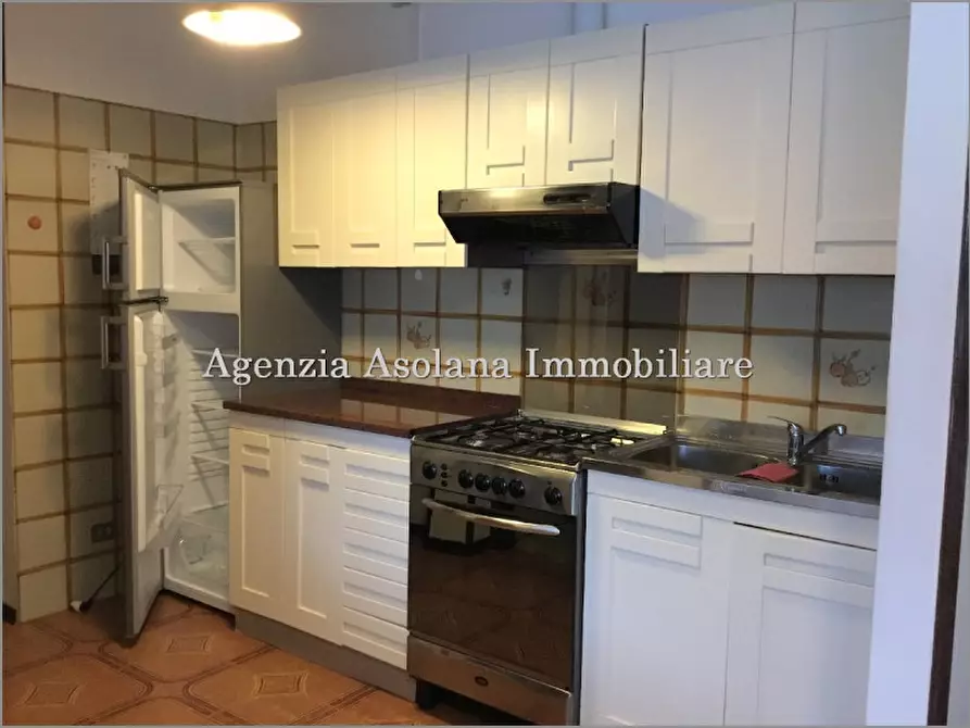 Immagine 1 di Appartamento in vendita  in via Canova a Riese Pio x