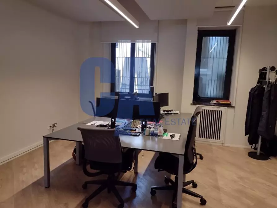 Immagine 6 di Ufficio in affitto  in PIAZZA DIAZ ARMANDO a Milano