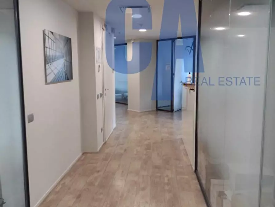 Immagine 11 di Ufficio in affitto  in PIAZZA DIAZ ARMANDO a Milano