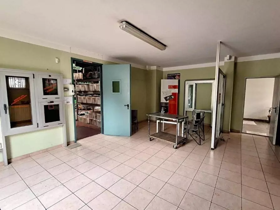 Immagine 3 di Capannone industriale in vendita  in Via Sandro Pertini, 2/4, 62012 Civitanova Marche MC, Italia a Civitanova Marche