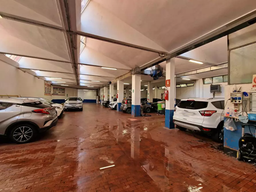 Immagine 11 di Posto auto in vendita  in Via Pietramellara, N. 27/A a Bologna