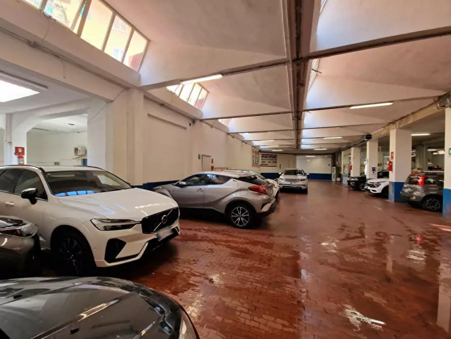 Immagine 13 di Posto auto in vendita  in Via Pietramellara, N. 27/A a Bologna