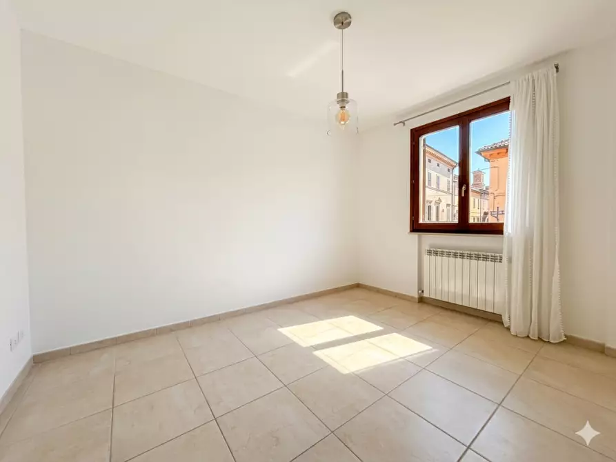 Immagine 16 di Appartamento in vendita  a Senigallia