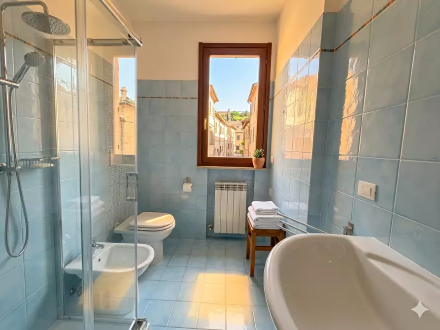 Immagine 20 di Appartamento in vendita  a Senigallia