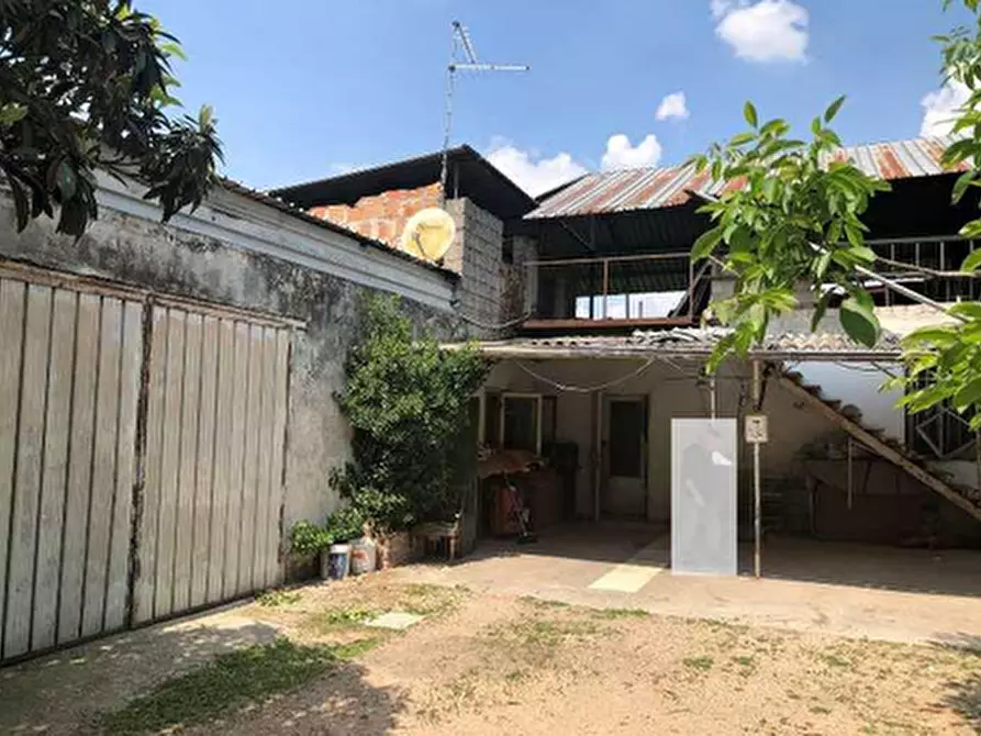 Immagine 8 di Casa bifamiliare in vendita  in Via Visegna 159 a Salizzole