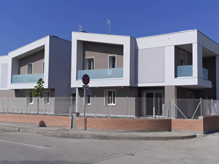 Immagine 14 di Villa in vendita  in Via Teresa Noce a Castel Maggiore