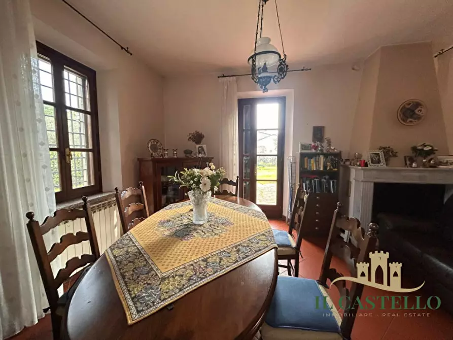 Immagine 12 di Villa in vendita  a Castiglione Del Lago