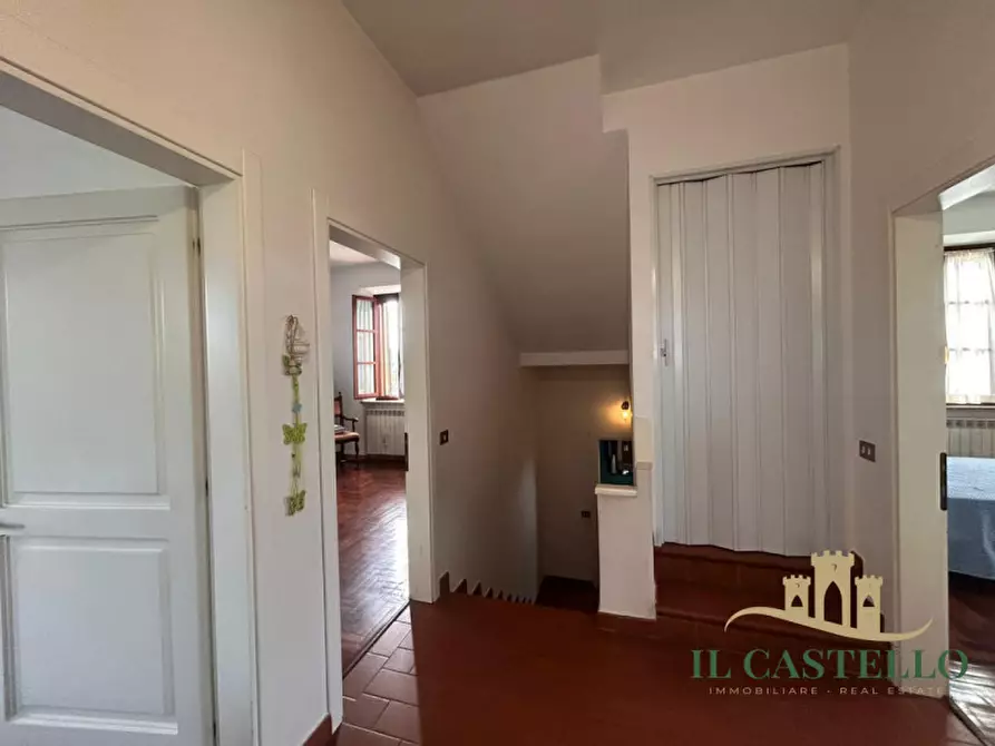 Immagine 14 di Villa in vendita  a Castiglione Del Lago