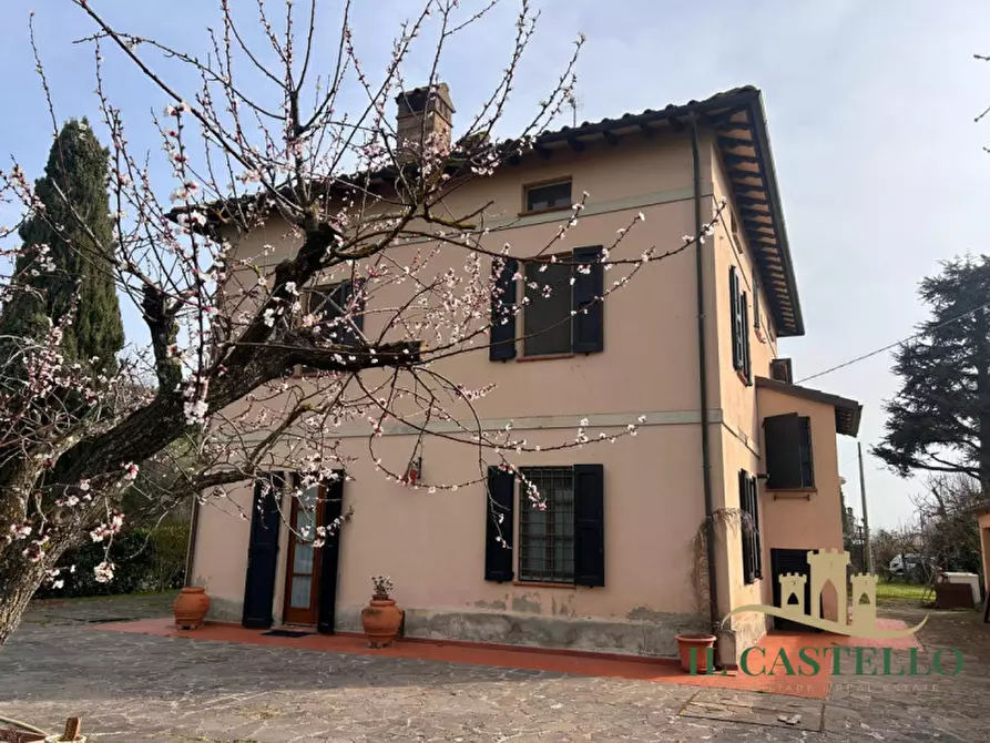 Immagine 29 di Villa in vendita  a Castiglione Del Lago