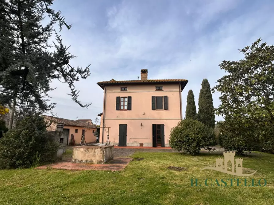 Immagine 32 di Villa in vendita  a Castiglione Del Lago