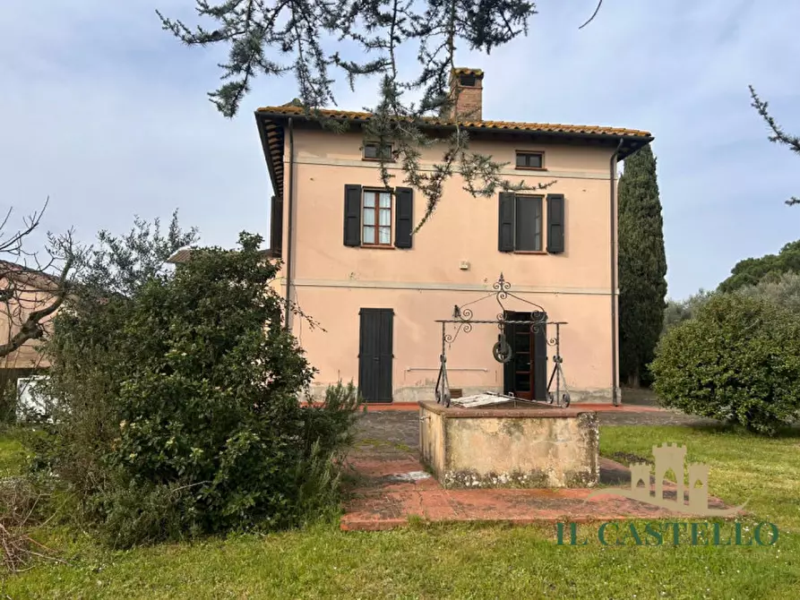 Immagine 33 di Villa in vendita  a Castiglione Del Lago