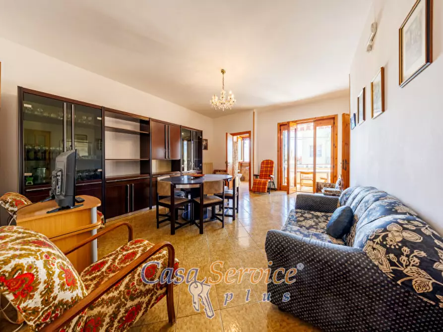 Immagine 10 di Appartamento in vendita  in Via Tiziano a Casarano