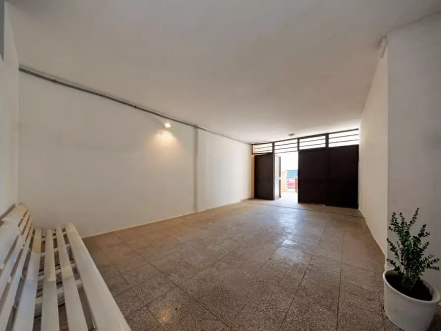 Immagine 36 di Appartamento in vendita  in Via Tiziano a Casarano