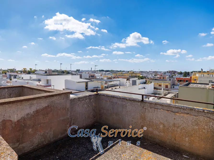 Immagine 46 di Appartamento in vendita  in Via Tiziano a Casarano