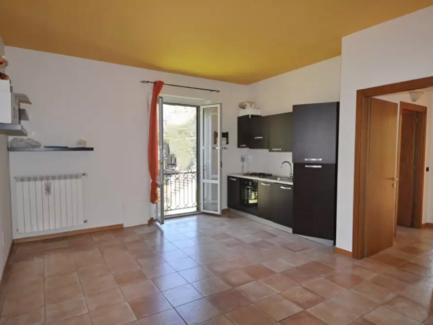 Immagine 1 di Appartamento in vendita  in Via Roma a Loro Ciuffenna