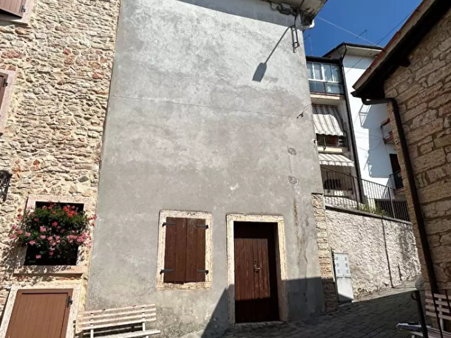 Immagine 2 di Casa indipendente in vendita  in Via Borgo Paglia 38 a Cerro Veronese