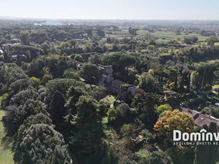 Immagine 11 di Palazzo in vendita  in Via Appia Antica a Roma