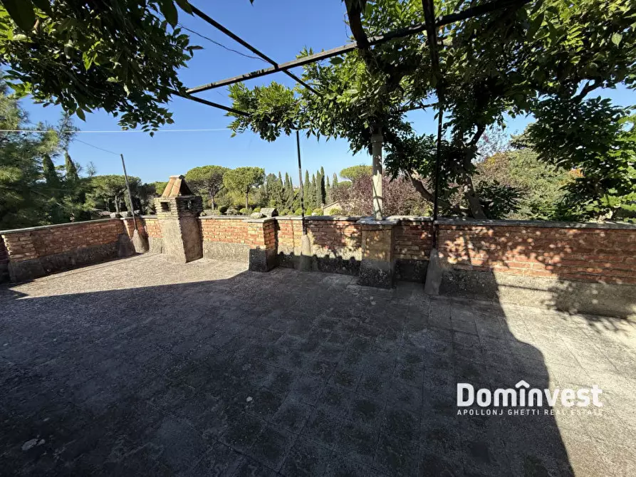 Immagine 16 di Palazzo in vendita  in Via Appia Antica a Roma