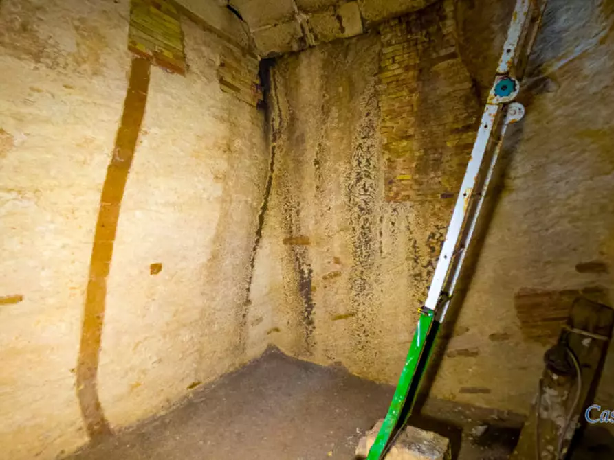 Immagine 29 di Casa indipendente in vendita  in Via Carlo Muzio a Gallipoli