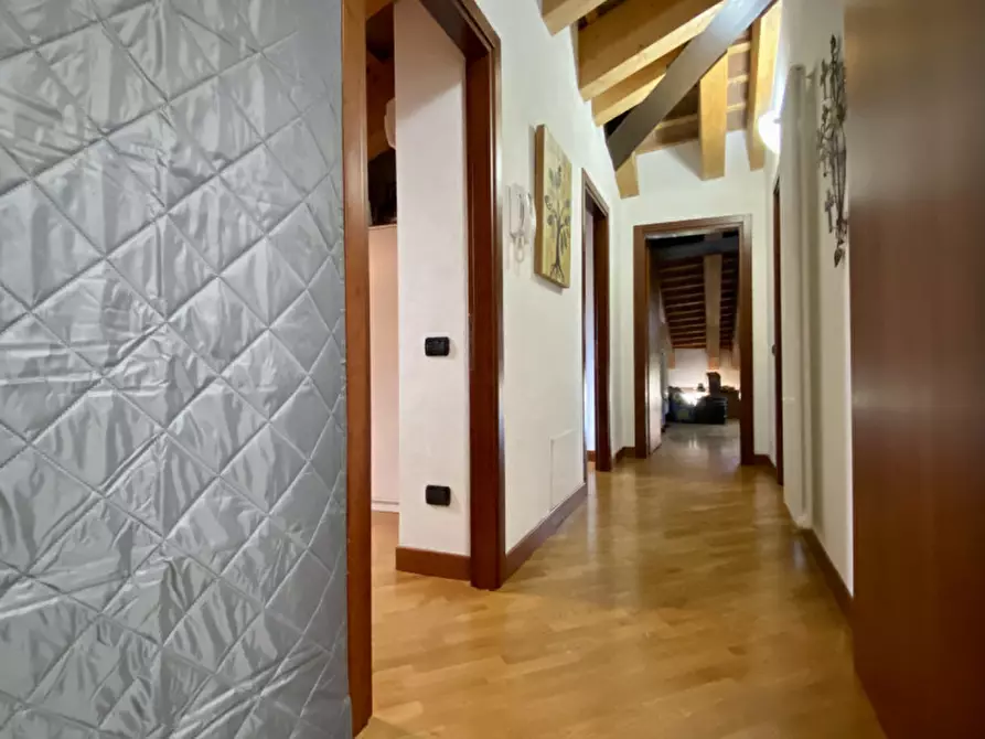 Immagine 11 di Appartamento in vendita  in Contra' Motton San Lorenzo a Vicenza