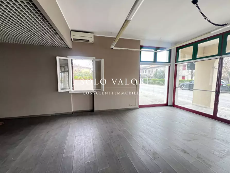 Immagine 3 di Negozio in vendita  a Vedelago