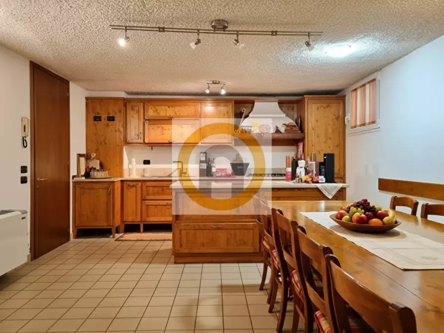 Immagine 19 di Casa bifamiliare in vendita  a Bassano Del Grappa