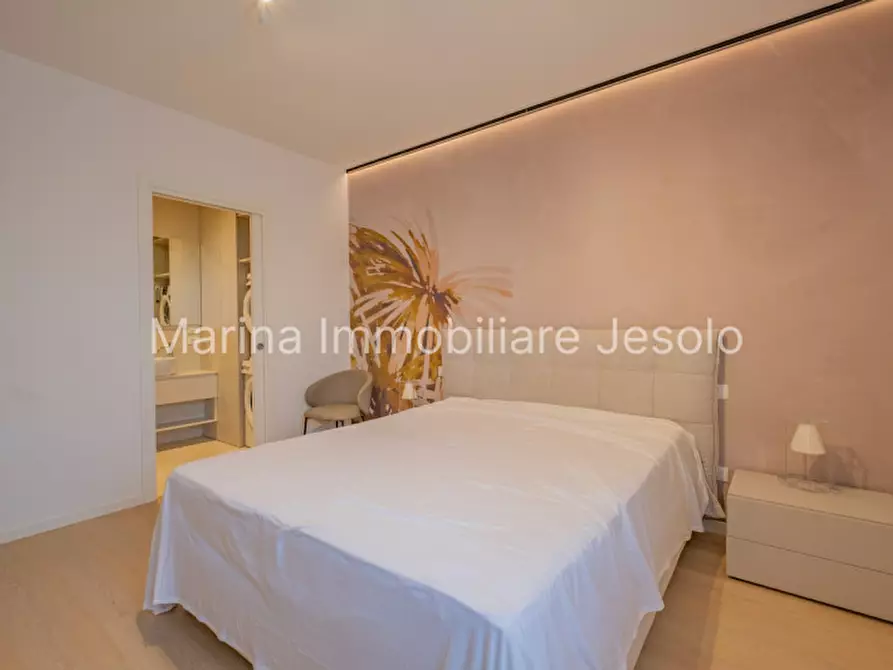 Immagine 9 di Appartamento in vendita  in Via Goffredo Mameli a Jesolo