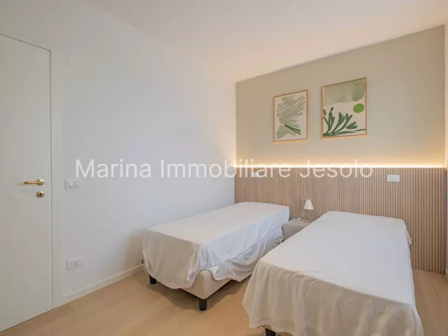 Immagine 14 di Appartamento in vendita  in Via Goffredo Mameli a Jesolo