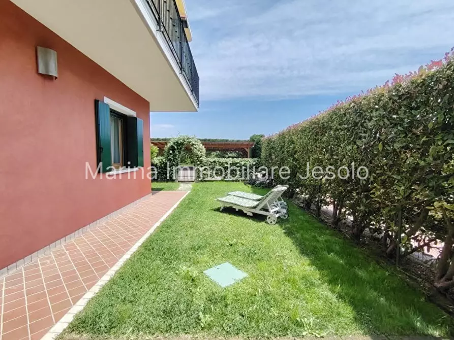 Immagine 22 di Appartamento in vendita  in Via Goffredo Mameli a Jesolo