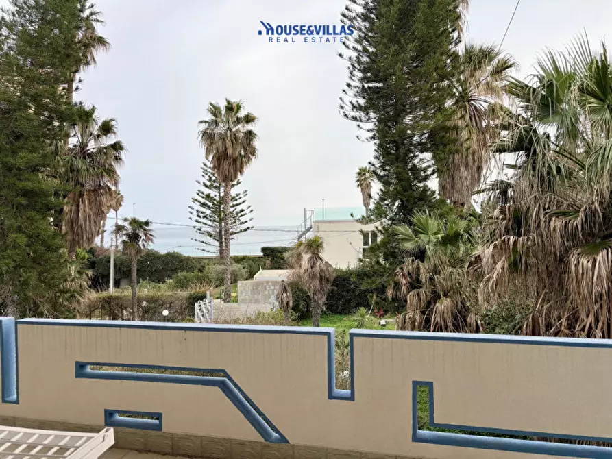 Immagine 9 di Villa in affitto  in Lungomare Ionio a Noto