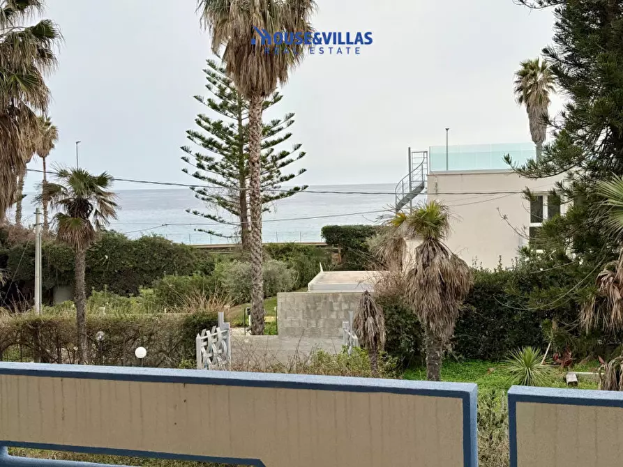 Immagine 10 di Villa in affitto  in Lungomare Ionio a Noto