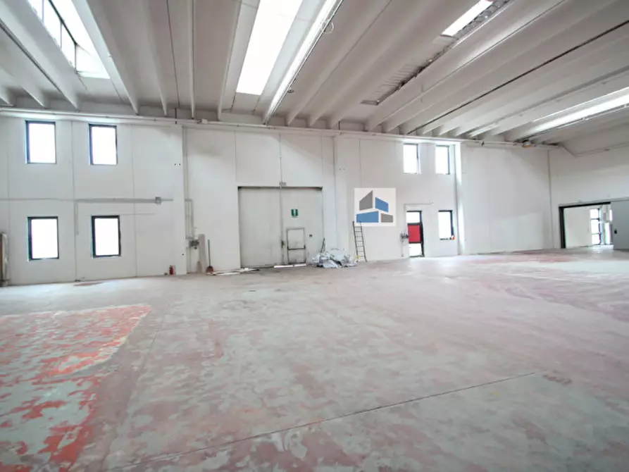 Immagine 2 di Laboratorio in affitto  in via noalese 112 a Santa Maria Di Sala